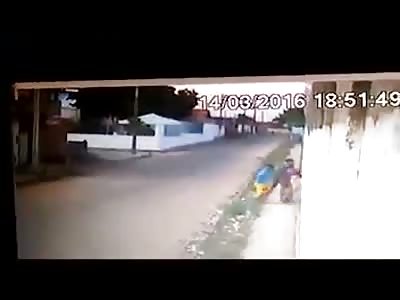 fruit seller is beaten with sticks and stones