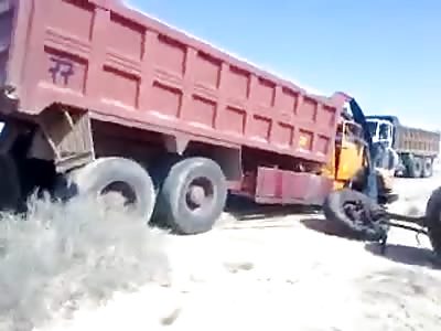 frontal collision of two trucks leaving many Arab watered