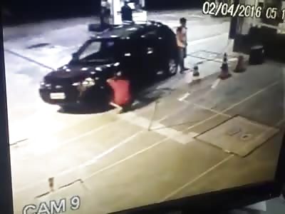 police killed in gas station