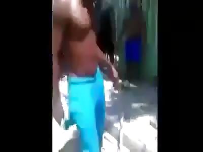 Captured thief gets hit