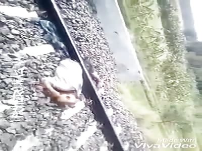 Man made a mess by throwing himself on the train wheels
