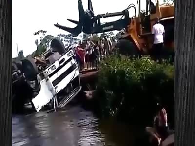 Accident with tractor woman saves of miracle