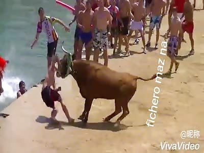 The Spaniards love to be penetrated by a bull
