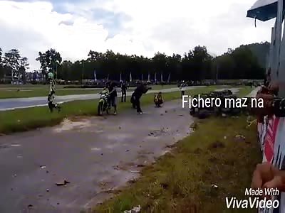 BRUTAL ACCIDENT:  DEAD MOTORCYCLISTS