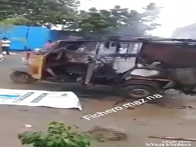 ACCIDENT: man suffers an accident in his taxi and this one is burning leaving him roasted
