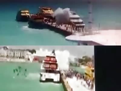 MOMENT OF THE FERRY EXPLOSION IN PLAYA DEL CARMEN