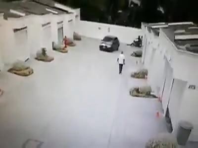 A policeman murders two assassins who were going to kill him