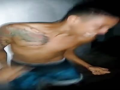 Thief Beaten All Over Inside Favela and Quickly Repents