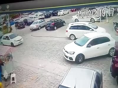 DRIVER IS EXECUTED IN HIS CAR