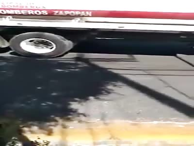 Man Rushes to Throw Himself Under Wheels of Truck to Commit Suicide