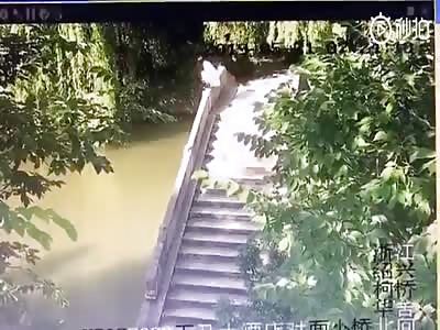 Suicidal Girl Jumps off a Bridge