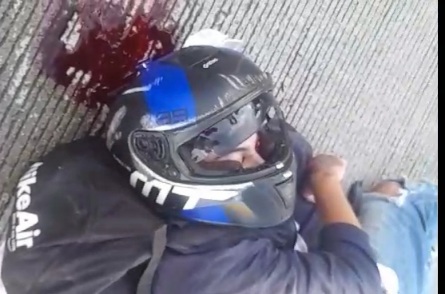 Motorcyclist killed by traffic police for not responding 