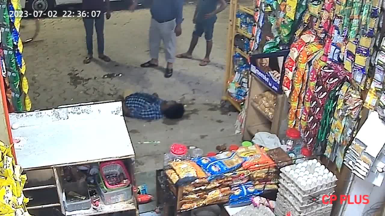 Pissed Off Customer Beats Shopkeeper To Death theYNC picture image