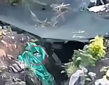 Ukrainian drone flies into a Russian dugout and explodes