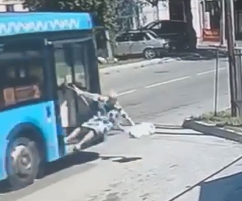 Babushka Demonstrates How Not To Exit The Bus