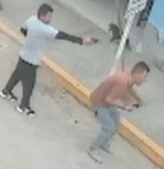 Peruvian Hitman Targets Guy on Phone