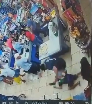 Man who molested woman in supermarket is knocked out