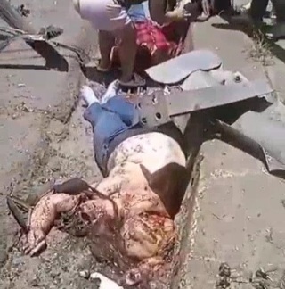 Horrific traffic accident leave two dead shattered bodies 