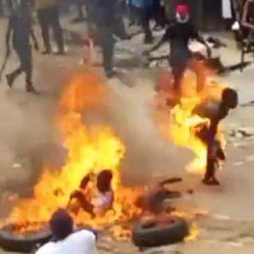 Two Brothers Burnt Alive For Alleged Touting, Armed Robbery In Nigeria