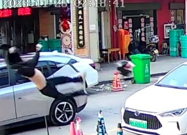 Motorcyclist flying after brutal accident 