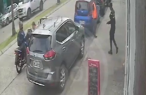 Thief gets shoot by police