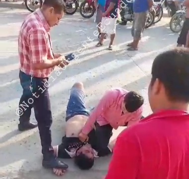 Thief captured red handed arrested and punished 