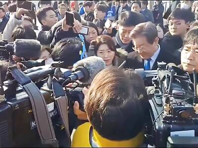 South Korean Politician Lee Jae-myung Stabbed in theNeck