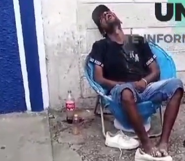 Ecuadorian man enjoying his Coca-Cola executed by sicario 