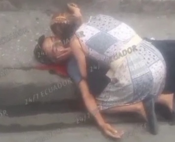 Husband executed by sicario in front of his wife 