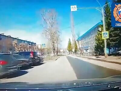 Woman in Kia hits elderly woman on a bicycle [Russia, April 12] 