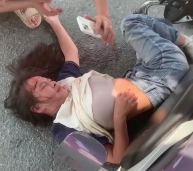 Chinese young girl crashed into back of truck 