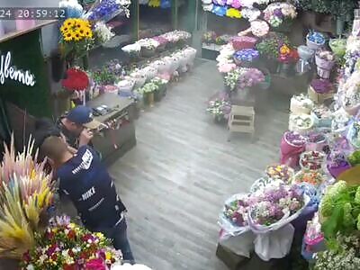 Russians Shoplift Bouquet—Ends with Head Trauma