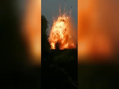 Russians filmed the explosion of their SPG