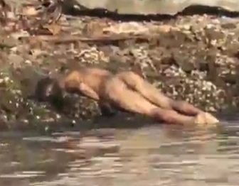 Nude male Body found on the Barra da Tijuca river