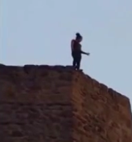 Girl Commits Suicide Jumping from Top of a Castle
