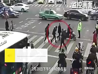 Woman Suddenly Falls and Dies While Crossing the Road