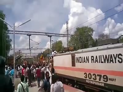 Man Electrocuted on Top Of Train During Protest for Water