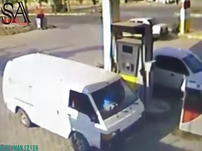 Man Shot Dead Inside Gas Station by 16 Year old Employee