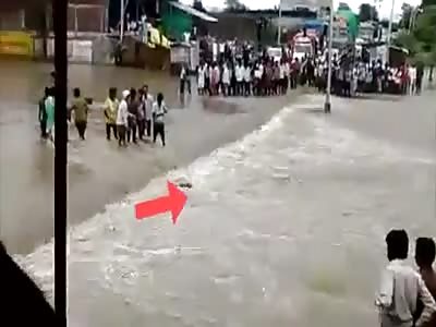 MAN SAVE THE COW BUT HE LOSS HIS LIFE IN RIVER
