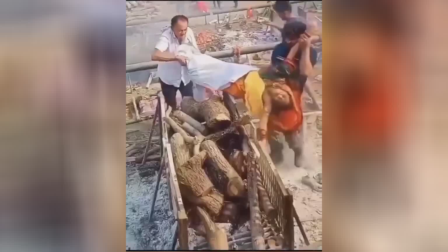 Indian Man put Dead Body of his Mother on Fire | theYNC