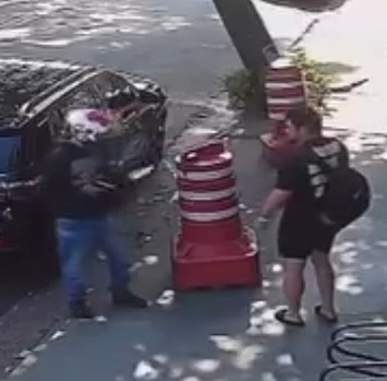 Off Duty Cop Shoots And Kills Robber in São Paulo