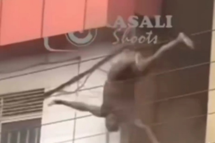 Avoid houses you don't pay rent, this one died naked
