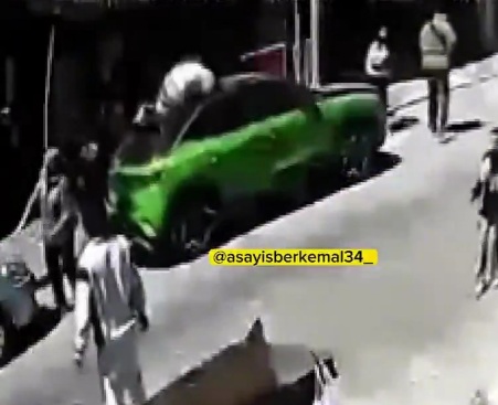Dude Jumps in Panic and Fell on Car During Earthquake