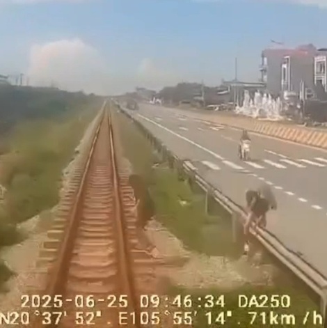 Catching A Train To His Funeral