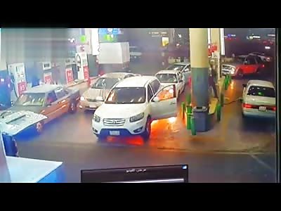 Hyundai catching fir at fuel garage, 2 escape Saudia Arabia