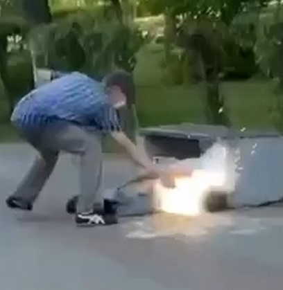 Teenager Shoots Homeless Man In Face With Flare Gun
