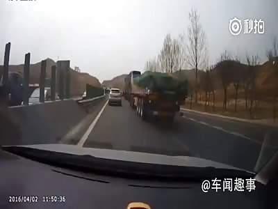 Large trucks , once out of control, the car is simply nowhere to hide