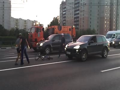 Kidnapping Caught on Camera in the Middle of Russian Highway