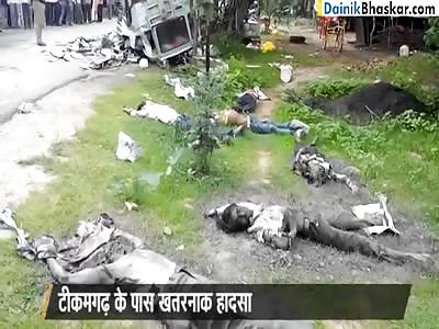 Horrifying! 8 Dead in a Road Accident 