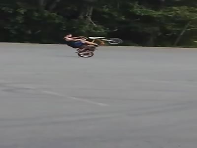 Guy Trying to Stunt Went Flying after His Wheel Fell Off
